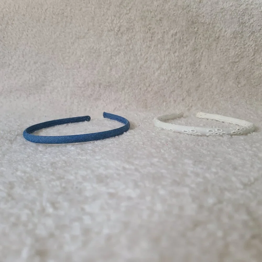 5/$20 Girls Blue and White Headbands